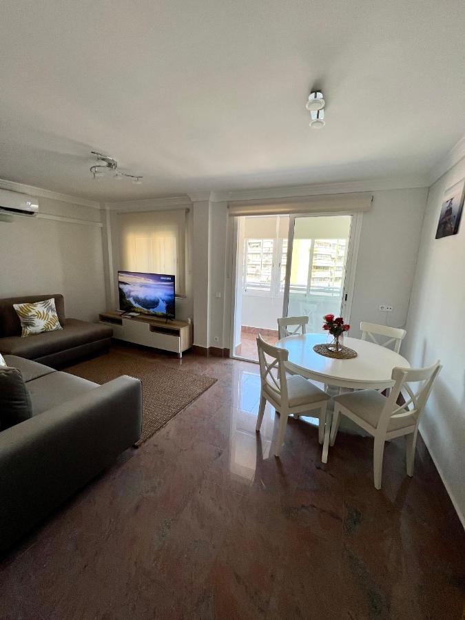 Apartamentos Prestige Suites Malaga II Exterior photo